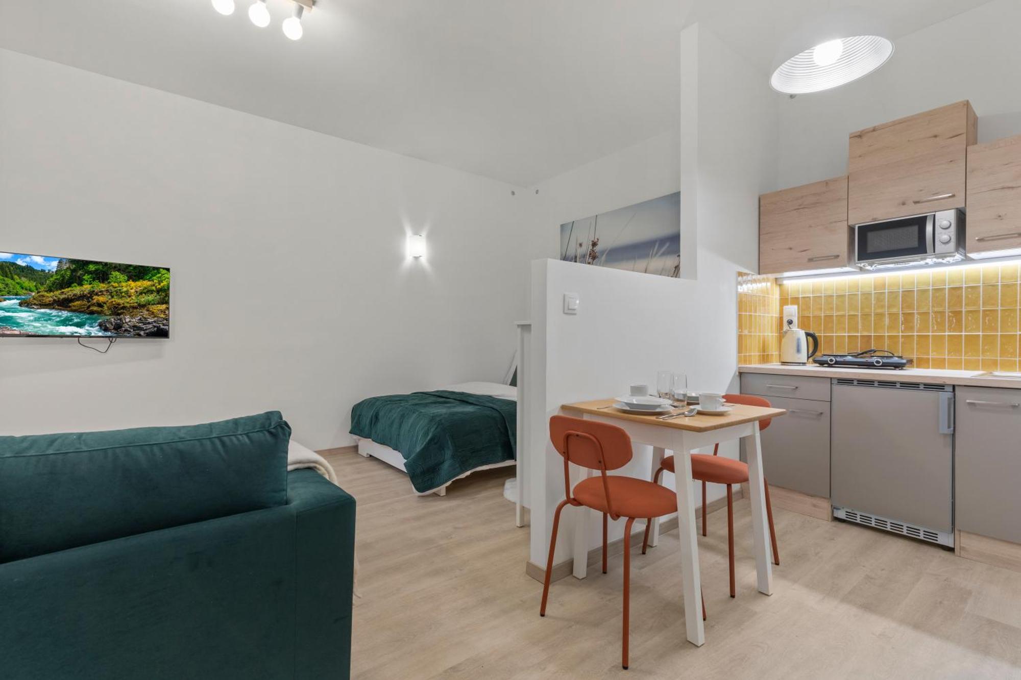 Garden Haven Studio In Old Town Братислава Екстер'єр фото