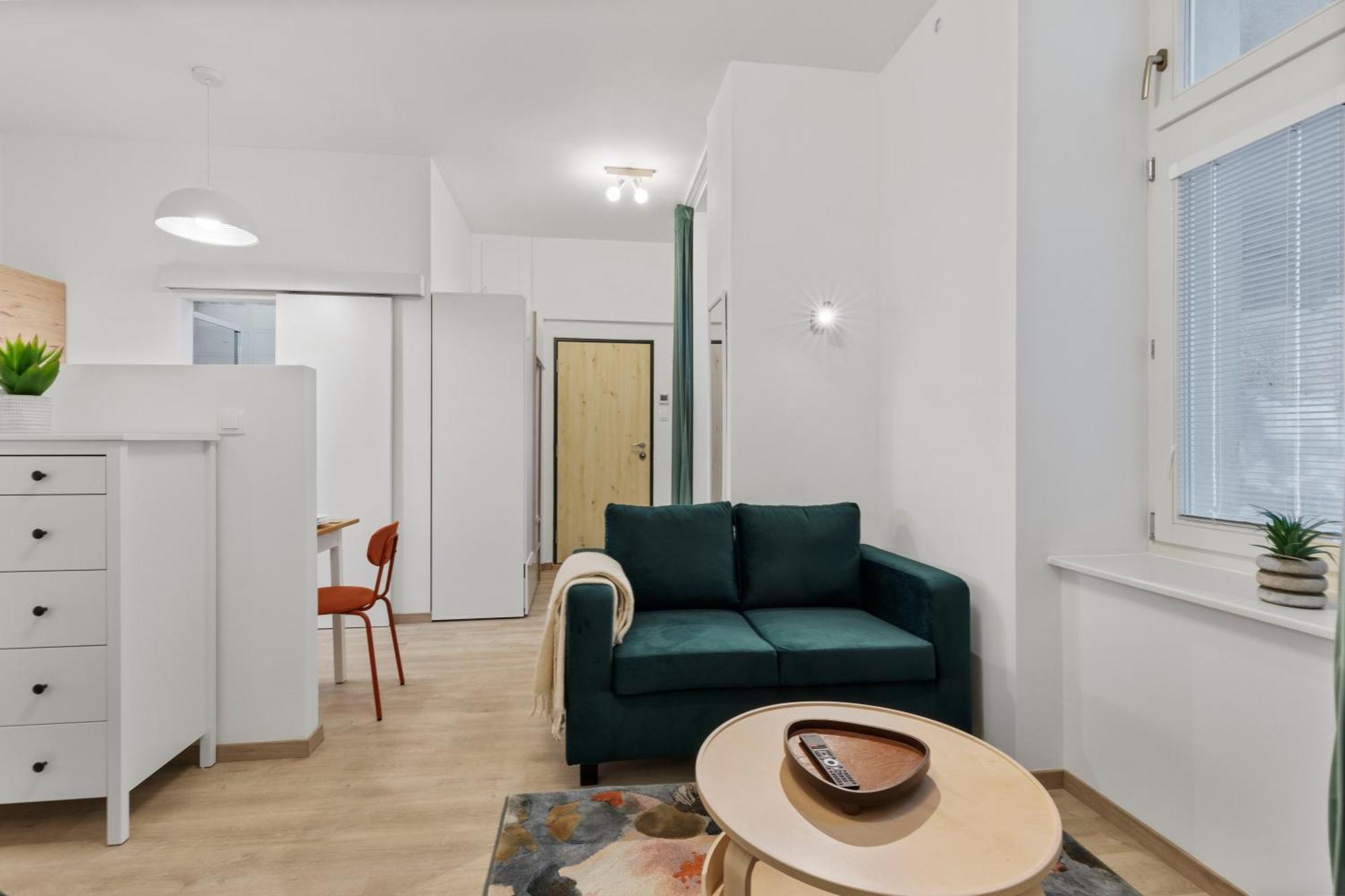 Garden Haven Studio In Old Town Братислава Екстер'єр фото